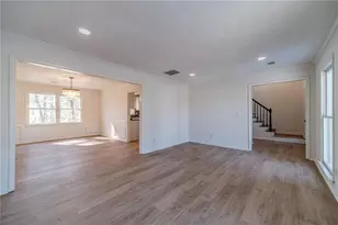 1692 Paces Vale Ct, Lawrenceville, GA 30043 - Photo 5