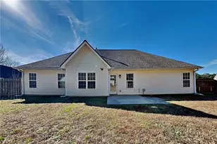 917 Tucker Ln, Loganville, GA 30052 - Photo 17