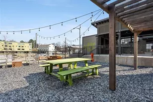 989 Bibbs Circle, Atlanta, GA 30318 - Photo 19