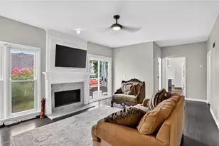 1070 Brockton Close NE, Marietta, GA 30068 - Photo 3