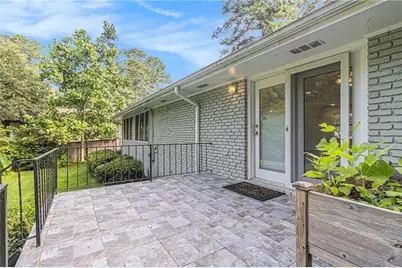 2378 Shallowford Road NE, Atlanta, GA 30345 - Photo 27