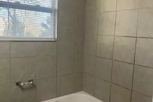 305 W Oak St, Lawrenceville, GA 30046 - Photo 13