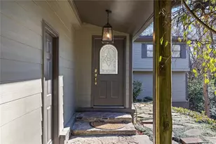 565 Timberland Dr, Atlanta, GA 30342 - Photo 5