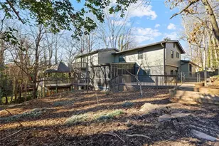 565 Timberland Dr, Atlanta, GA 30342 - Photo 51