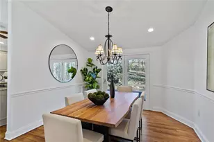 565 Timberland Dr, Atlanta, GA 30342 - Photo 17