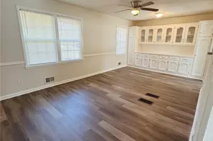 1016 Waterside Dr SE, Conyers, GA 30013 - Photo 5