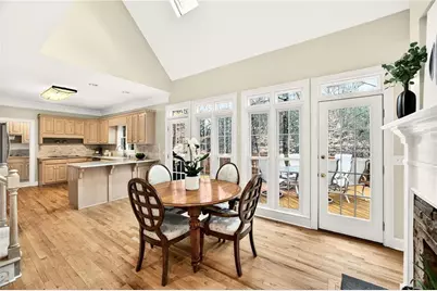 250 Tynebrae Place, Roswell, GA 30075 - Photo 9