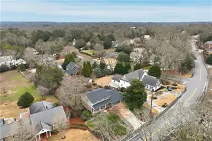 1582 Riverside Dr, Gainesville, GA 30501 - Photo 5