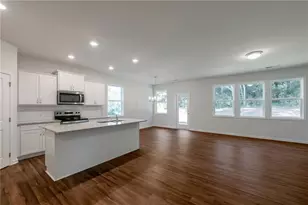 145 Green Row, Calhoun, GA 30701 - Photo 3