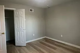 305 W Oak St, Lawrenceville, GA 30046 - Photo 7