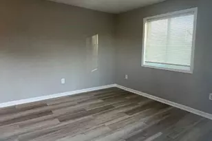 305 W Oak St, Lawrenceville, GA 30046 - Photo 5