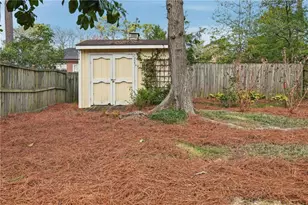 110 Peachtree Hills Ave NE, Atlanta, GA 30305 - Photo 25