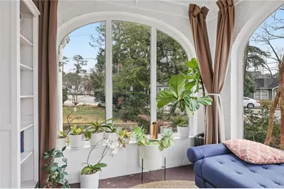 110 Peachtree Hills Avenue NE, Atlanta, GA 30305 - Photo 7