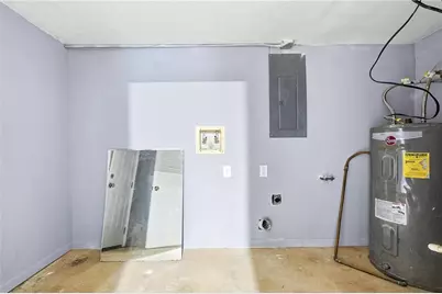 677 Tarkington Road S, Stone Mountain, GA 30088 - Photo 23