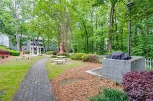 1115 Summit N Dr NE, Atlanta, GA 30324 - Photo 27