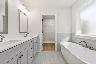 719 Helen Street NW, Marietta, GA 30064 - Photo 13