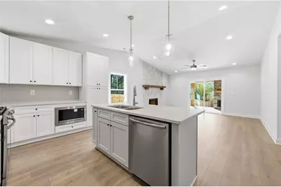 719 Helen Street NW, Marietta, GA 30064 - Photo 9