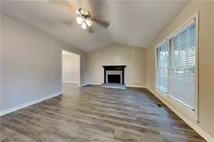 3887 Spring Meadow Dr, Acworth, GA 30101 - Photo 3