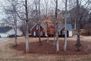 1305 Overland Park Dr, Braselton, GA 30517 - Photo 5