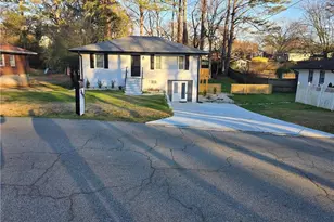 369 Virginia Pl SE, Marietta, GA 30067 - Photo 5