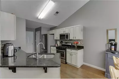 5411 Amber Cove Way, Flowery Branch, GA 30542 - Photo 9