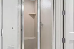 2660 Peachtree Rd NW, Atlanta, GA 30305 - Photo 27