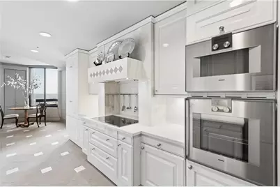 2660 Peachtree Road NW #36F, Atlanta, GA 30305 - Photo 11