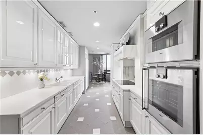 2660 Peachtree Road NW #36F, Atlanta, GA 30305 - Photo 9