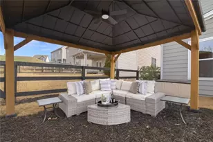 6379 Crosscreek Ln, Flowery Branch, GA 30542 - Photo 39