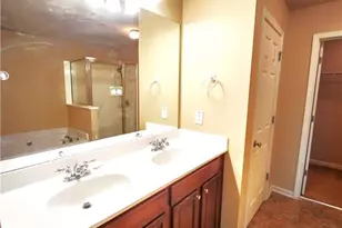 3328 Castleberry Village Cir, Cumming, GA 30040 - Photo 25