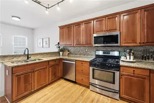 411 Royal Cres Ln E, Canton, GA 30115 - Photo 11