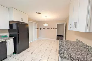 525 Cedar Woods Ct, College Park, GA 30349 - Photo 3