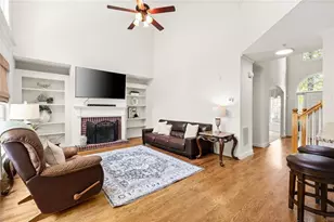 4425 Woodside Ct, Cumming, GA 30041 - Photo 17