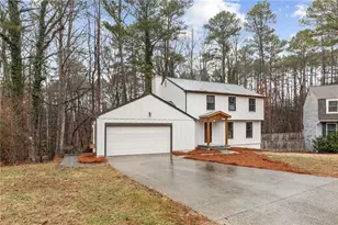 235 Sailwind Ct, Roswell, GA 30076 - Photo 3