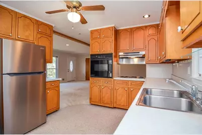 5547 Prince Phillip Way, Stone Mountain, GA 30087 - Photo 15