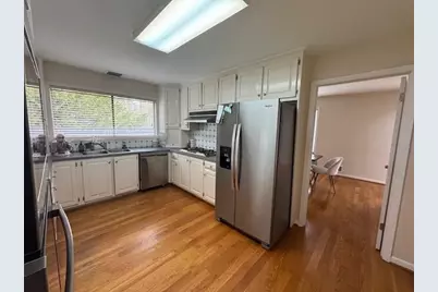 192 Kings Row NE, Marietta, GA 30067 - Photo 7