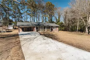 419 Lockridge Ln, Lawrenceville, GA 30046 - Photo 5