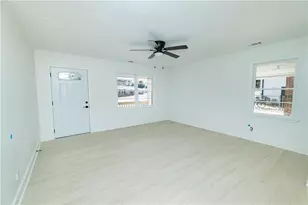 419 Lockridge Ln, Lawrenceville, GA 30046 - Photo 17