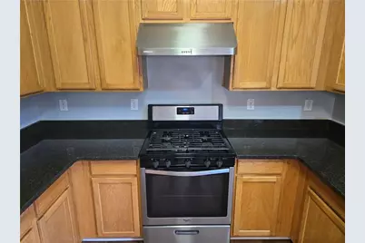 4204 Hunters Green Way NE, Kennesaw, GA 30144 - Photo 13