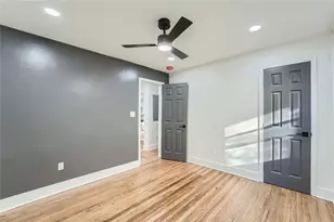 1866 Thompson Ave, East Point, GA 30344 - Photo 17