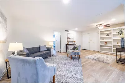 1111 Clairemont Avenue #R4, Decatur, GA 30030 - Photo 3