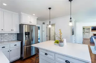 4168 Allenhurst Dr, Peachtree Corners, GA 30092 - Photo 7