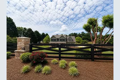 25 Cambridge Farms Drive, Hoschton, GA 30548 - Photo 1