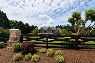 25 Cambridge Farms Dr, Hoschton, GA 30548 - Photo 1
