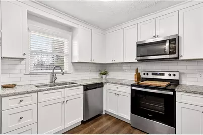 4539 Cheeley Drive, Sugar Hill, GA 30518 - Photo 11