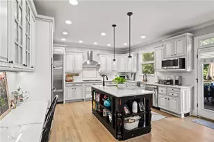 810 Lake Ridge Ct, Canton, GA 30114 - Photo 11