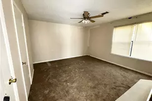 871 Brandy Oaks Ln, Stone Mountain, GA 30088 - Photo 11