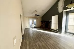 871 Brandy Oaks Ln, Stone Mountain, GA 30088 - Photo 5