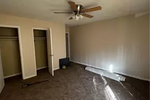 871 Brandy Oaks Ln, Stone Mountain, GA 30088 - Photo 13