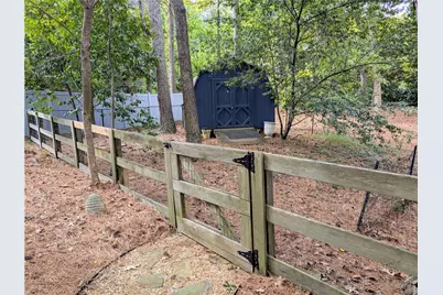 4220 Exeter Close NW, Atlanta, GA 30327 - Photo 53